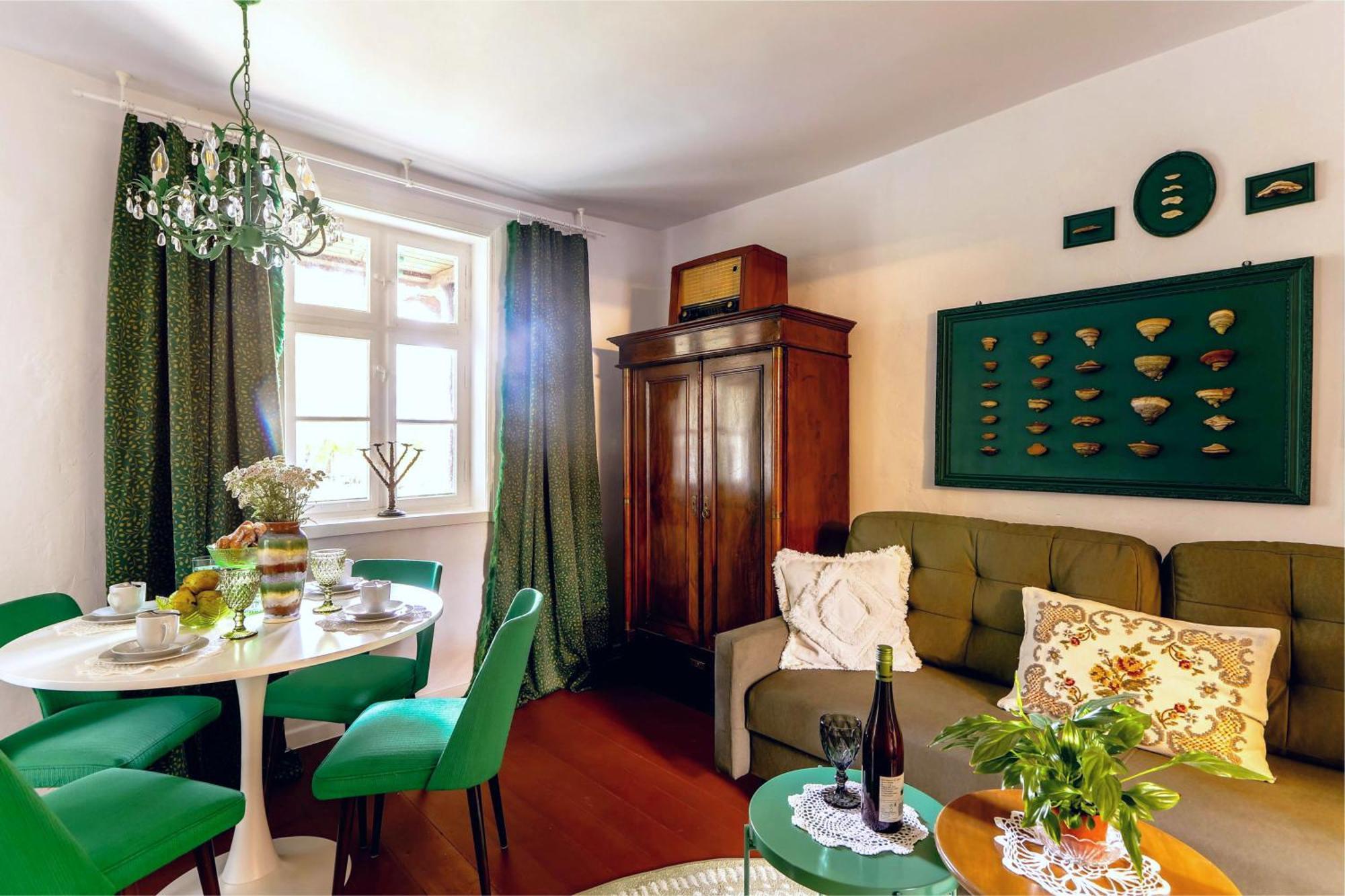 Apartment Klodnia 1 *